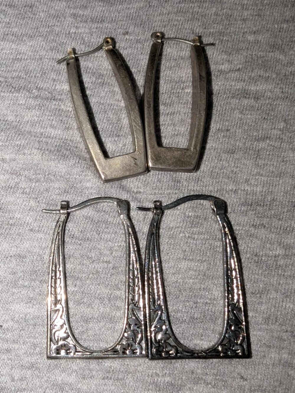 $2 with Bundle ~ Lot 2 Silver Tone Rectangular Hoop Earrings 6837